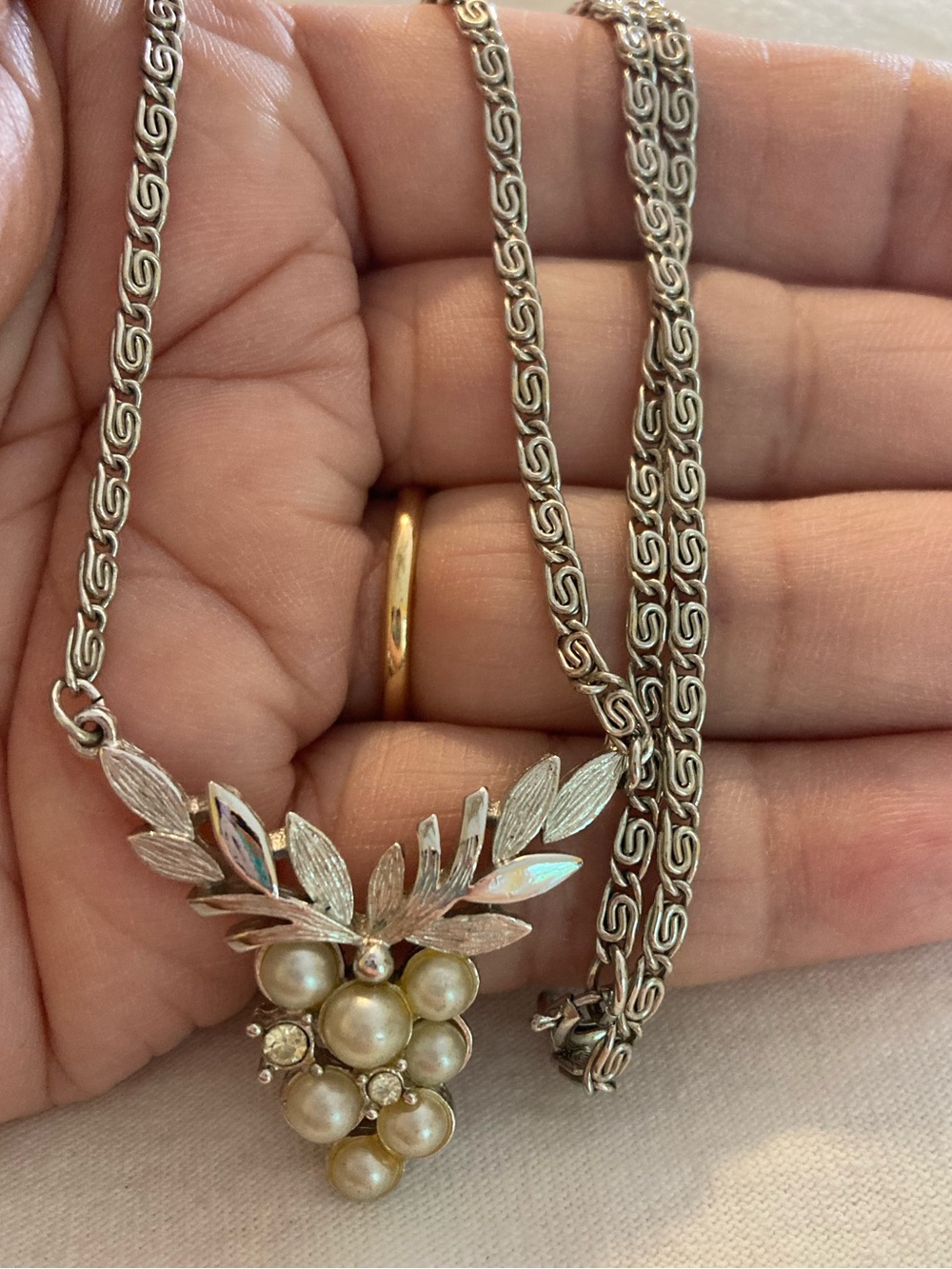 Avon Signed Vintage Silver Tone Necklace